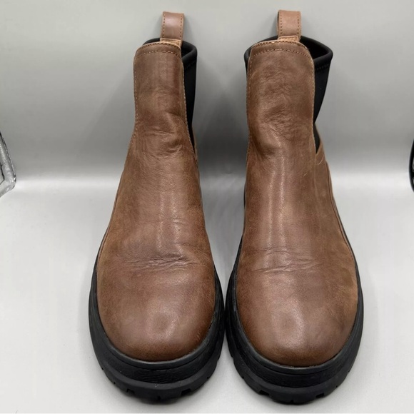 Madewell Leather Dani Chelsea Lugsole Boots Pull On Stable Brown Women Size 10 - Picture 5 of 11